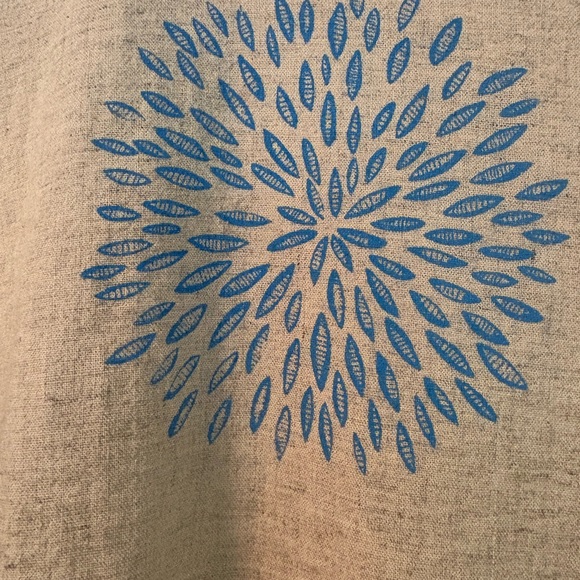 Smoking Lily tunic - Picture 3 of 8